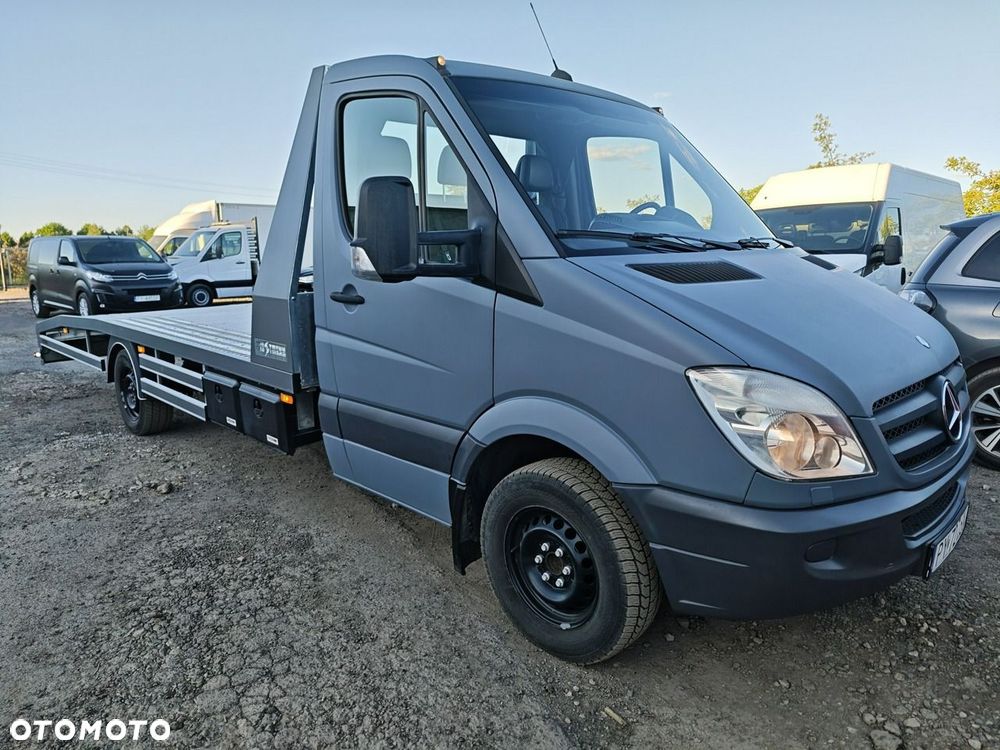 Mercedes-Benz Sprinter - 8