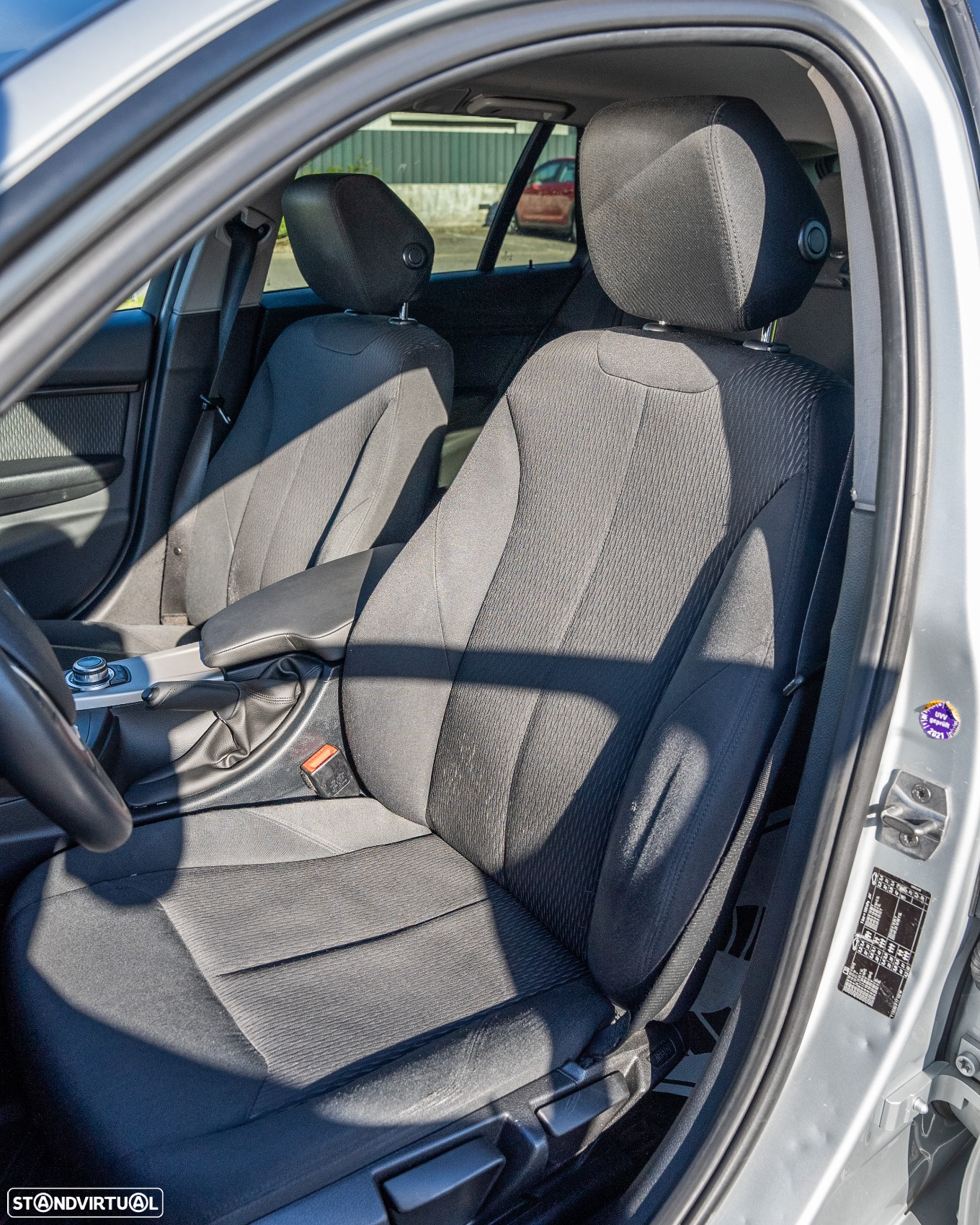 BMW 318 d Touring Aut. Advantage - 27