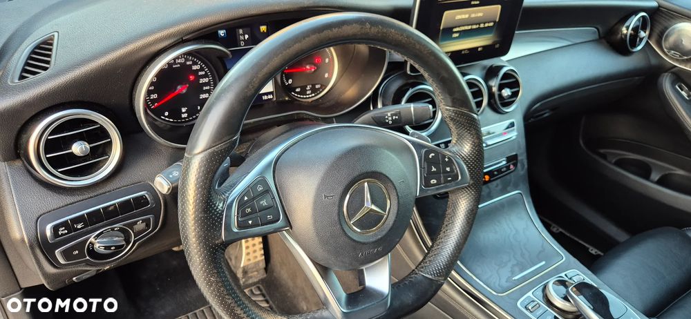 Mercedes-Benz GLC - 19