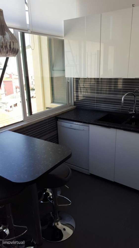 Quarto - localizado em Ajuda Lisbon - Grande imagem: 5/13