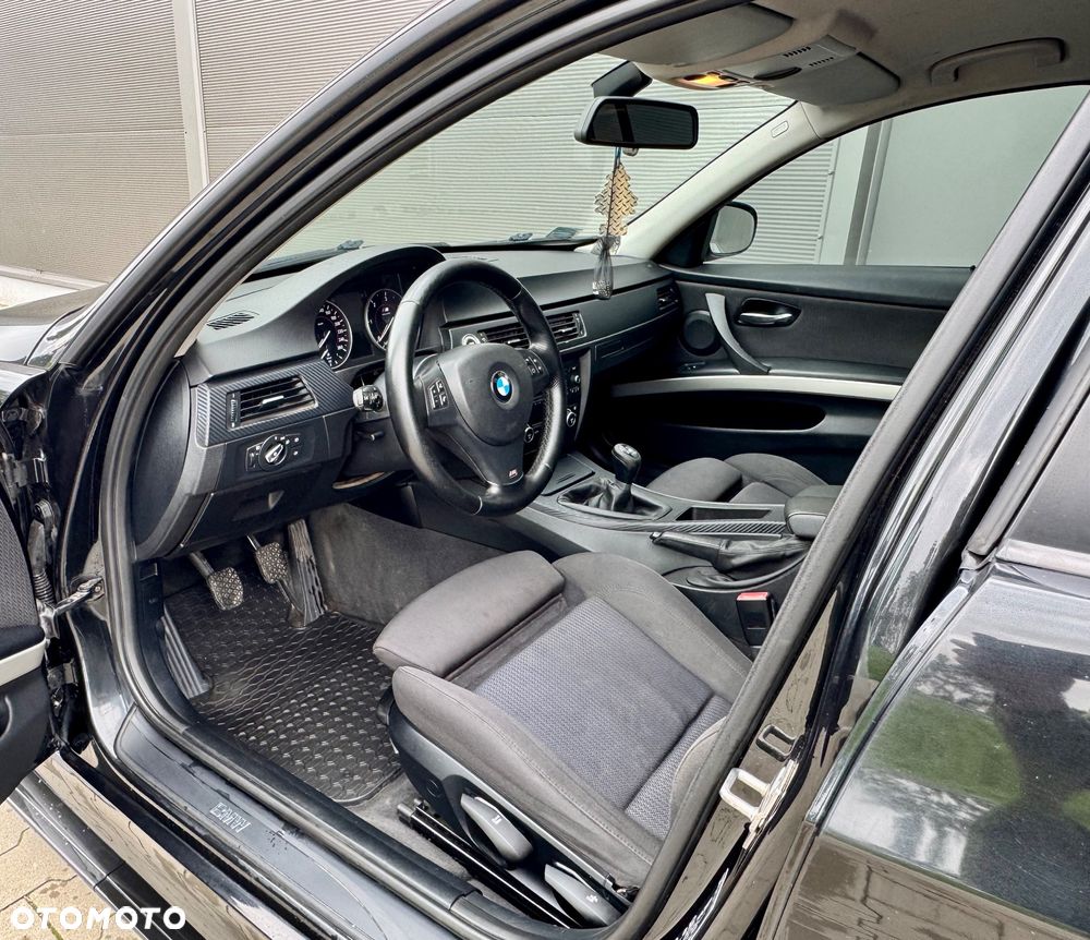 BMW Seria 3 318d Sport Line - 5