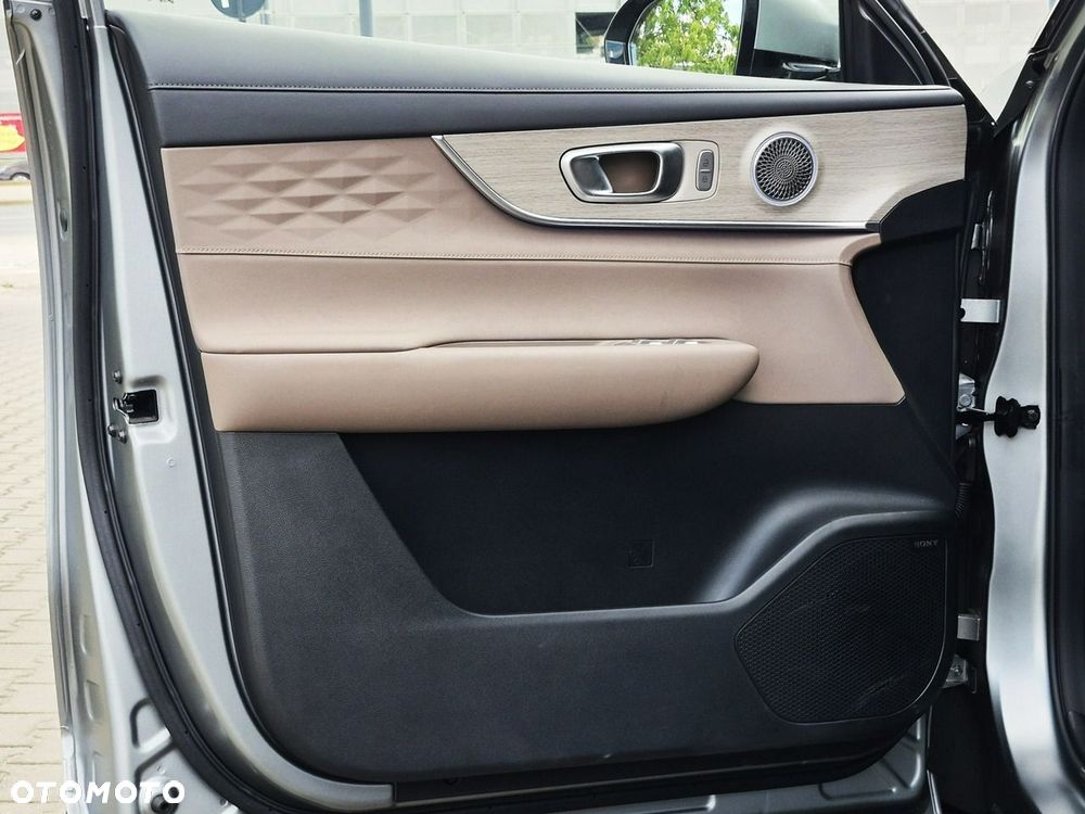 Chery Tiggo 8 1.5 T-GDI Super Hybrid Prestige DCT - 19