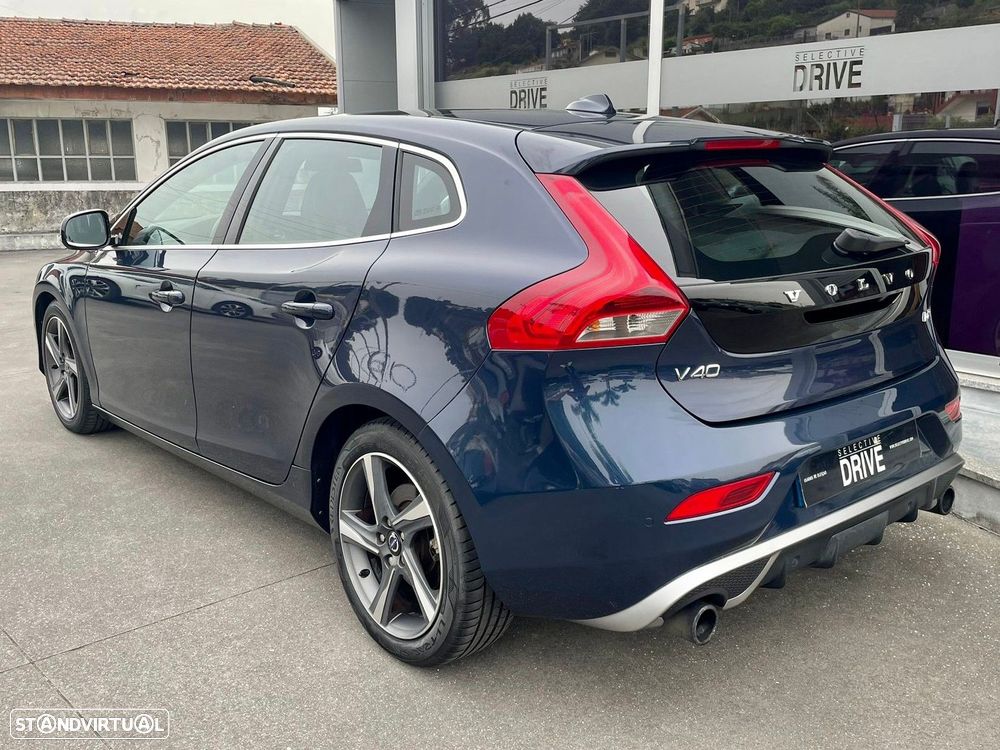 Volvo V40 1.6 D2 R-Design Summum - 6
