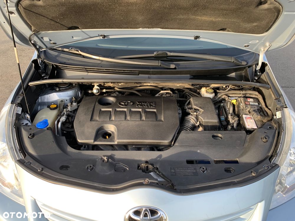 Toyota Verso - 7