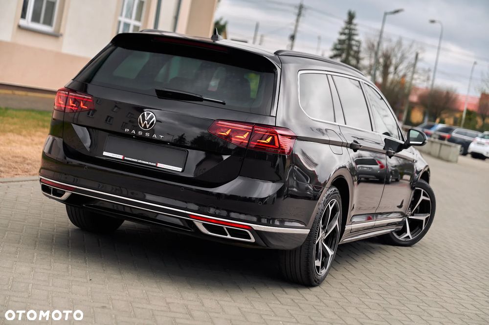 Volkswagen Passat 2.0 TDI SCR DSG Highline - 16