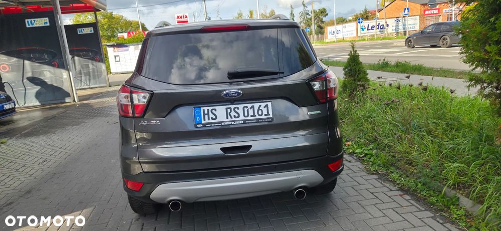 Ford Kuga 1.5 EcoBoost FWD Edition ASS MMT6 - 10