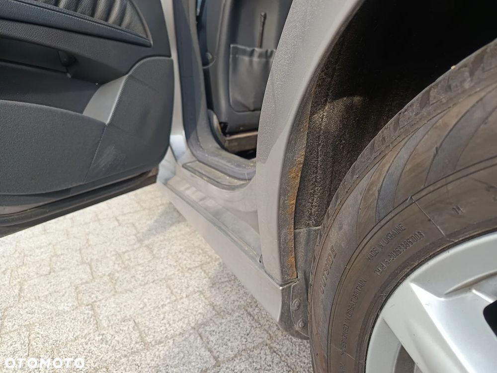 Mercedes-Benz Klasa E 320 T Avantgarde - 23