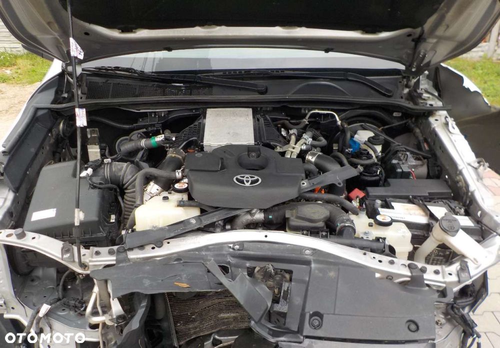 Toyota Hilux - 3