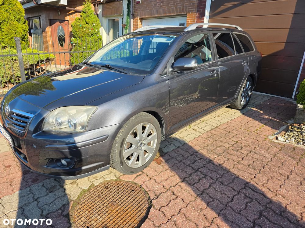 Toyota Avensis 2.0 D-4D Sol plus+NAVI - 1