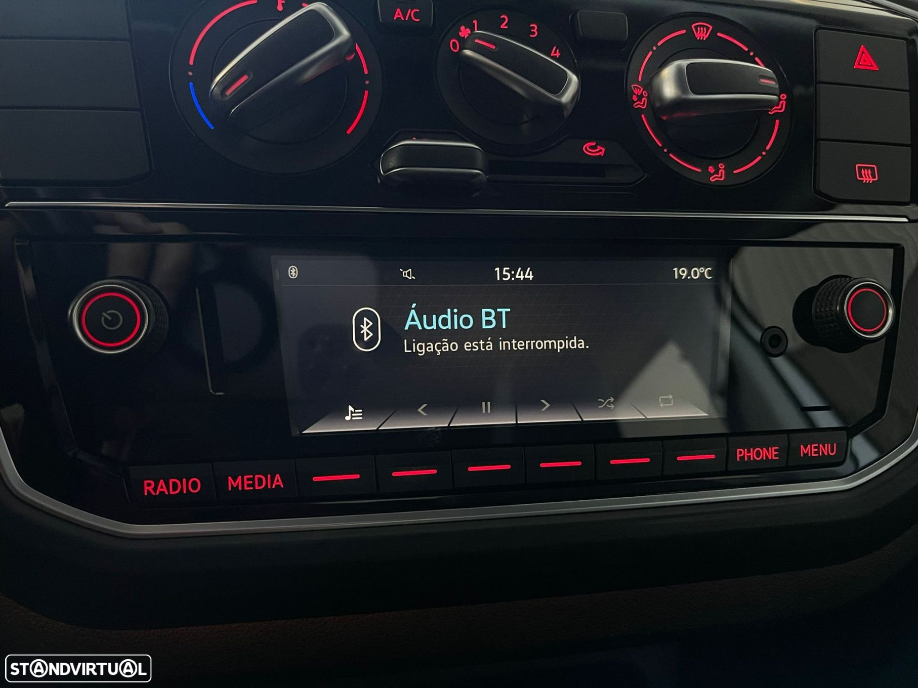 VW Up! - 15