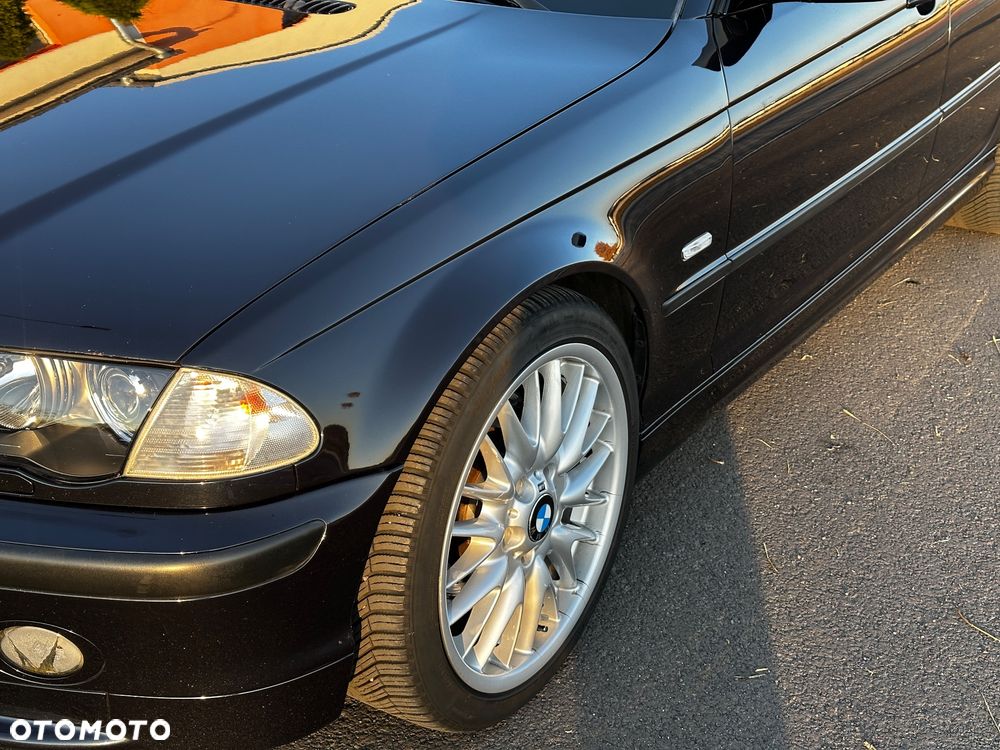 BMW Seria 3 330i - 9