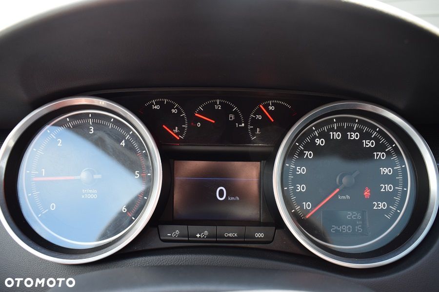 Peugeot 508 HDi FAP 160 Allure - 17
