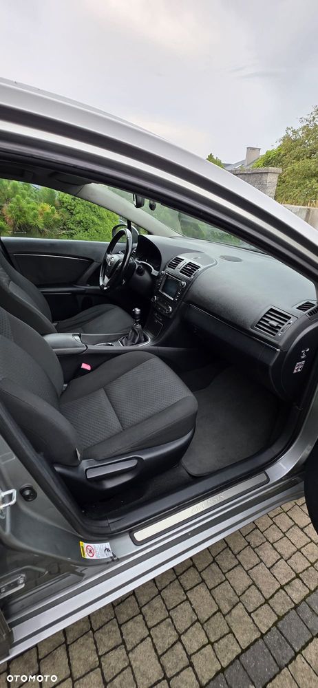 Toyota Avensis 2.0 D-4D Sol - 10