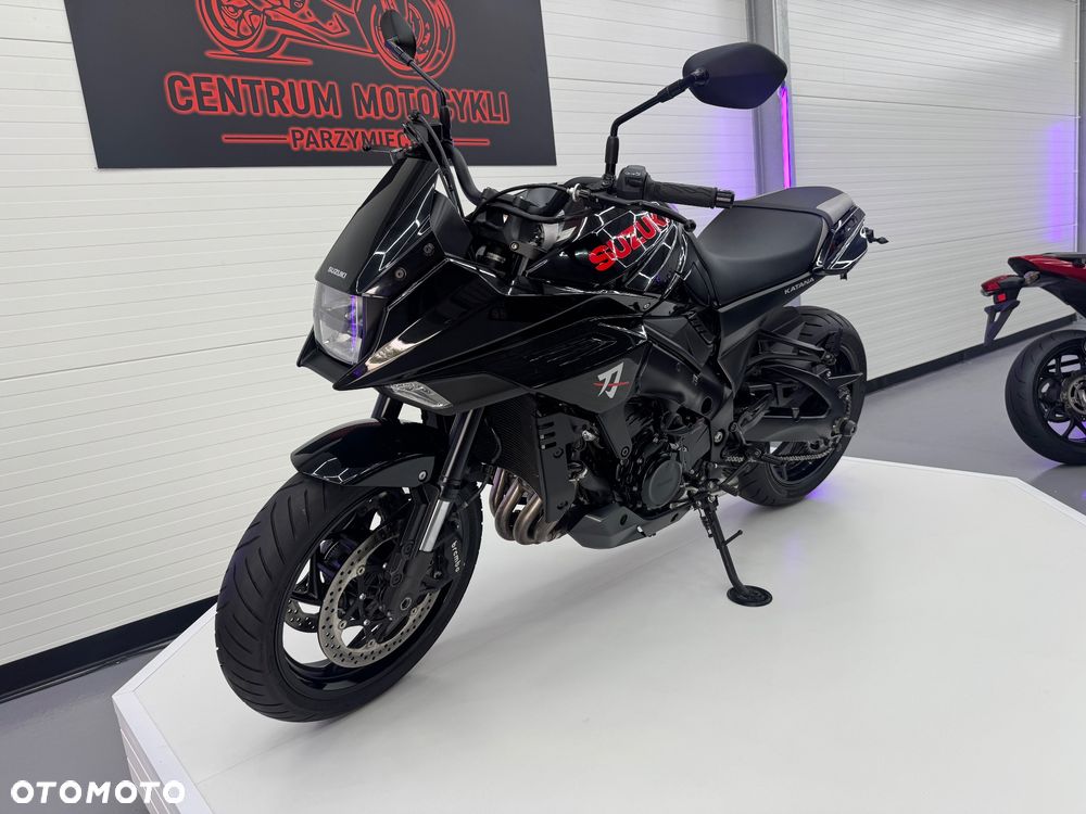 Suzuki GSX - 7