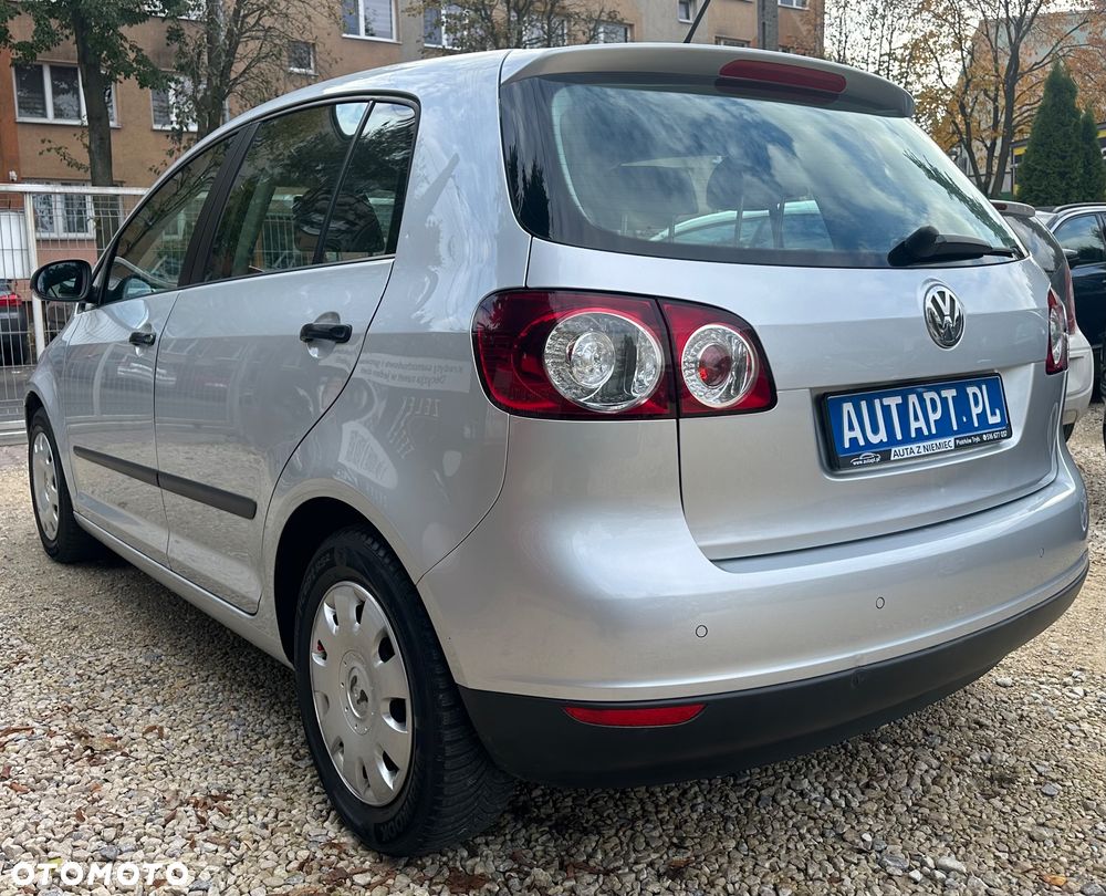 Volkswagen Golf Plus - 15
