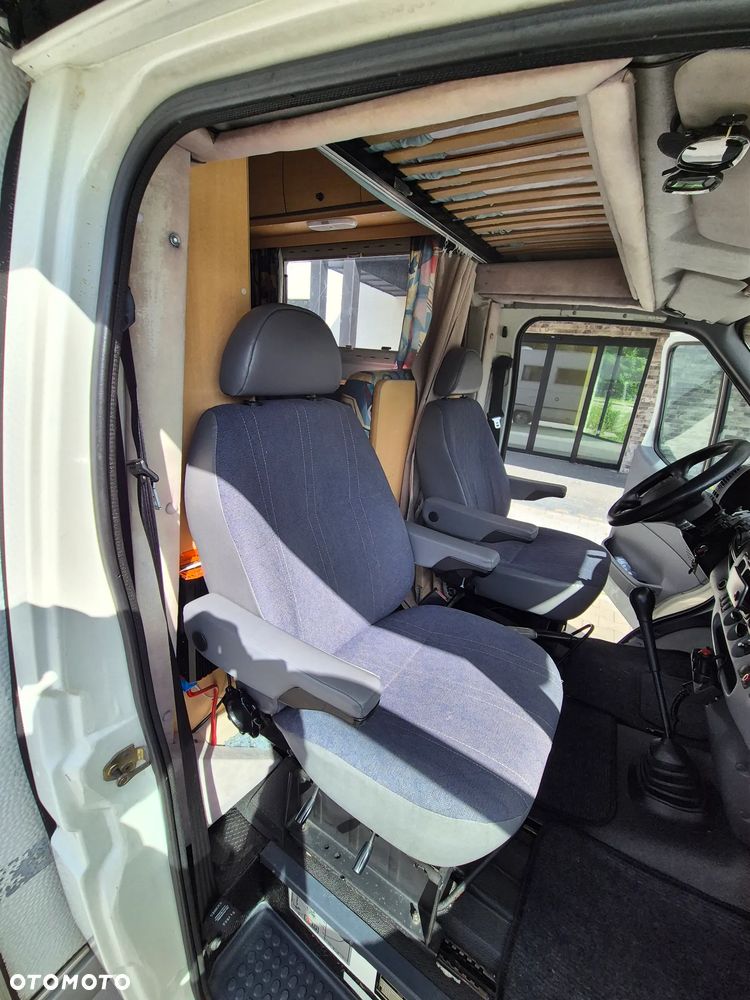 Ford Transit - 12