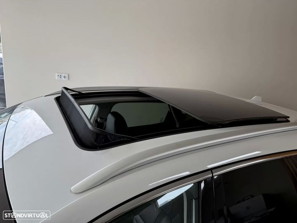 MG EHS 1.5 T-GDI Plug-in Hybrid Luxury - 17