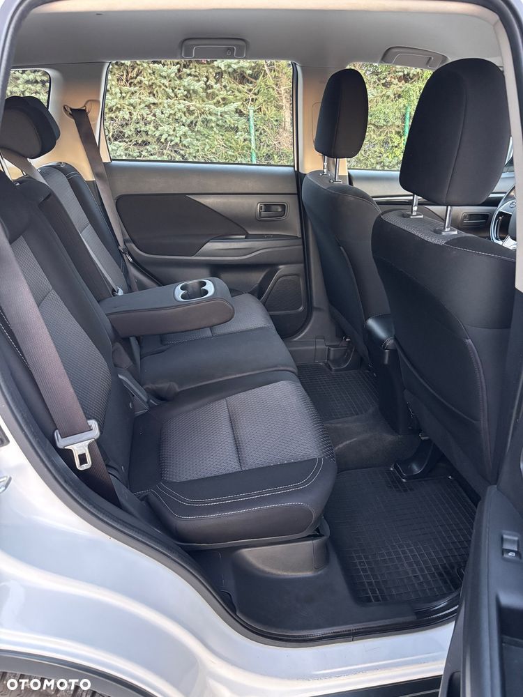 Mitsubishi Outlander 2.0 City Style 2WD - 13