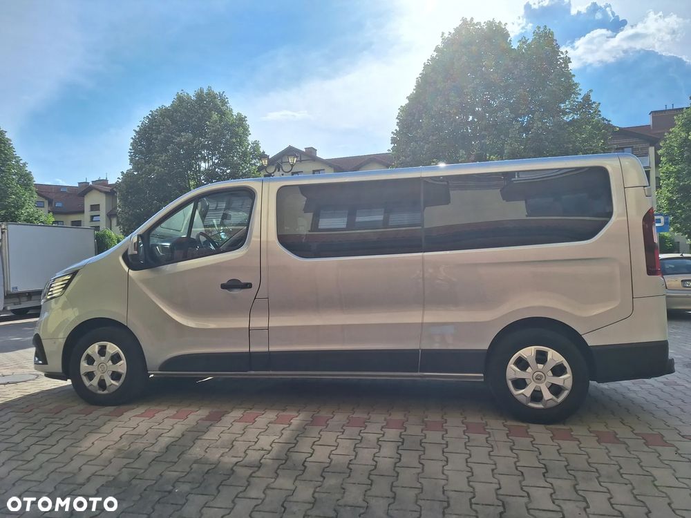 Renault Trafic 2.0 dCi - 8