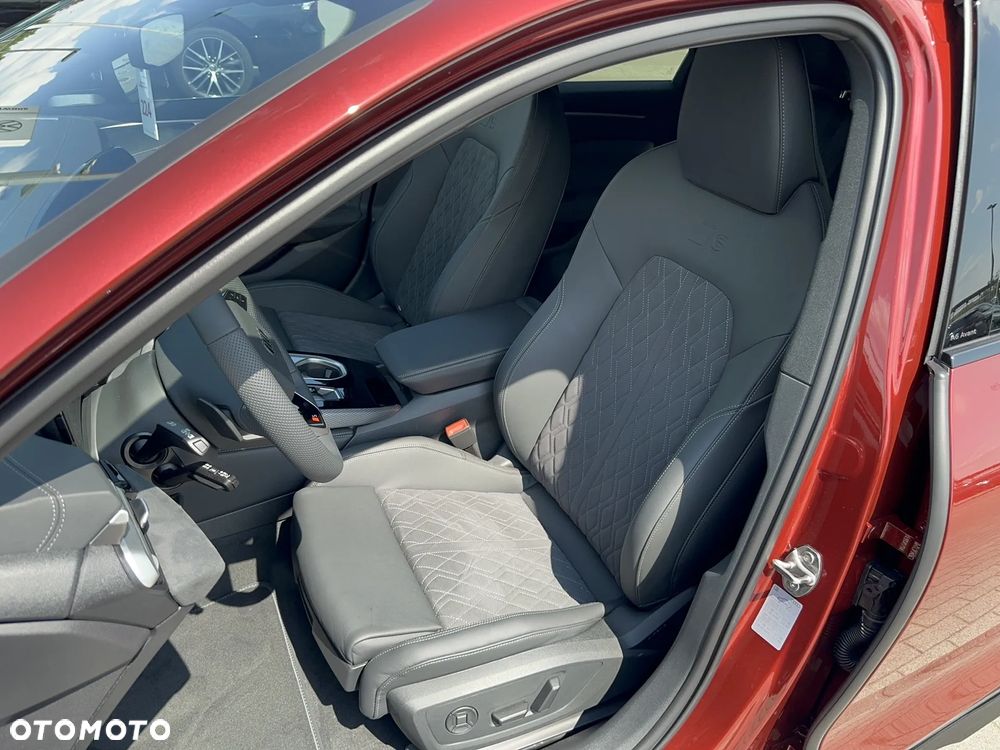 Audi A6 Avant TDI mHEV Quattro S tronic - 12