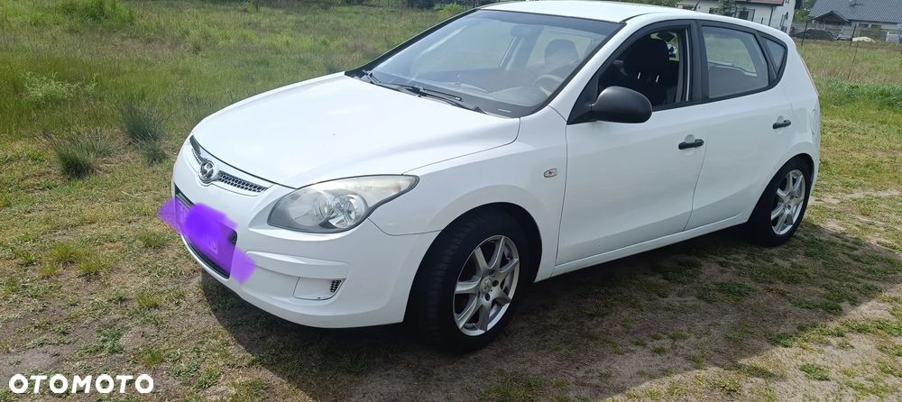 Hyundai i30 1.4 Classic + - 3