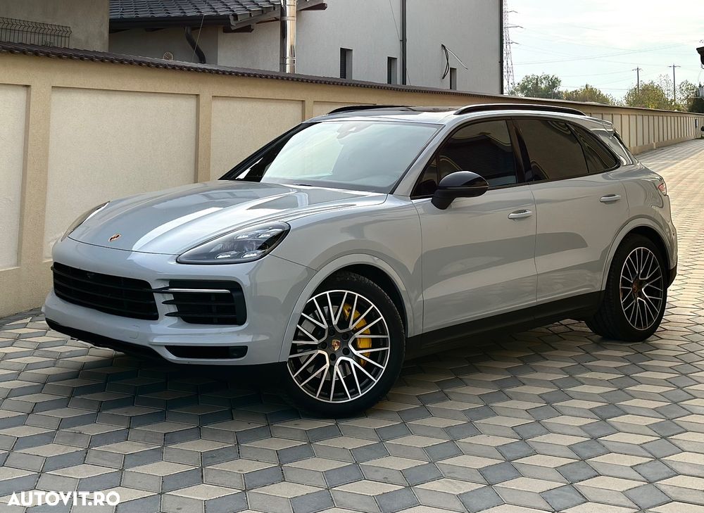 Porsche Cayenne S - 1