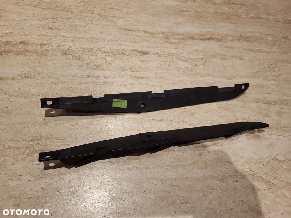 Ślizg mocowanie  zderzaka lewy prawy komplet  przód VW  CADDY II, POLO, POLO CLASSI  95- 6K5807183