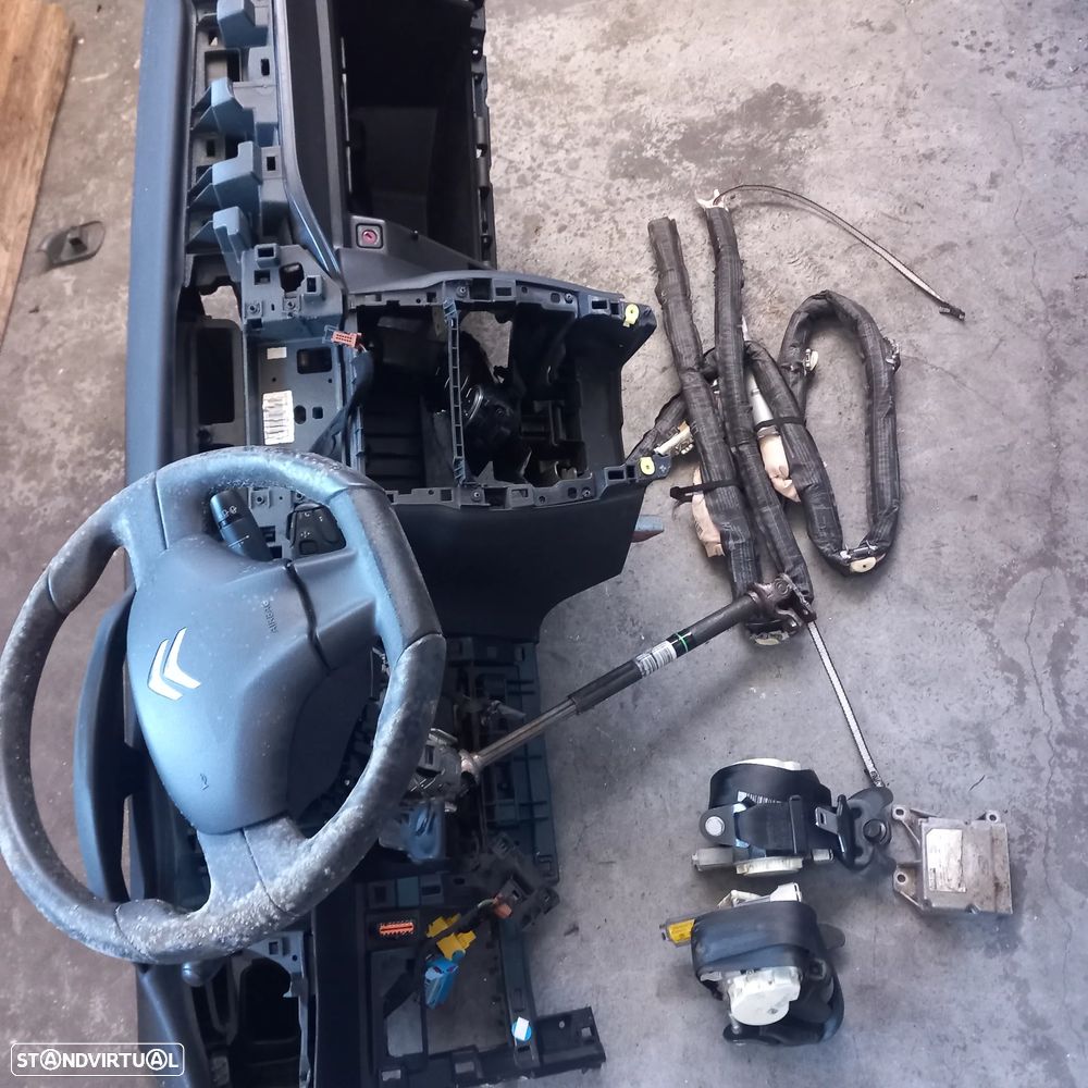 Tablier com airbags Citroen C3 ano 2010 - 2