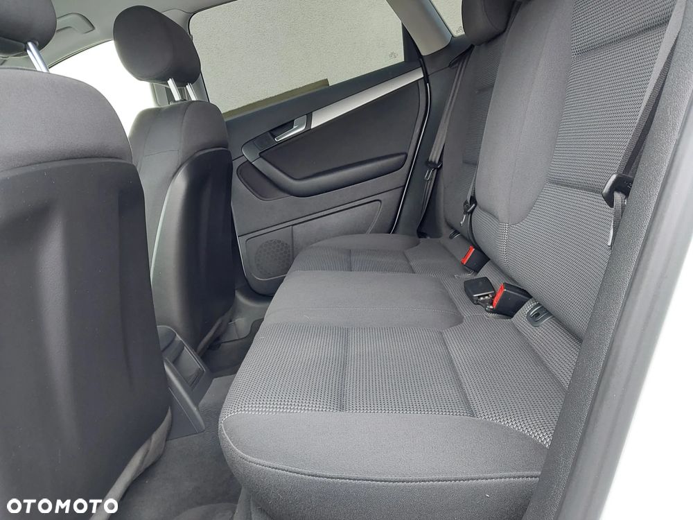 Audi A3 Sportback 1.4 TFSI S Line Sportpaket plus - 8