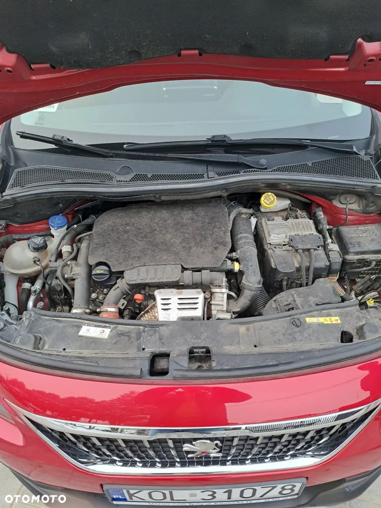 Peugeot 2008 1.2 PureTech Allure Pack S&S - 18