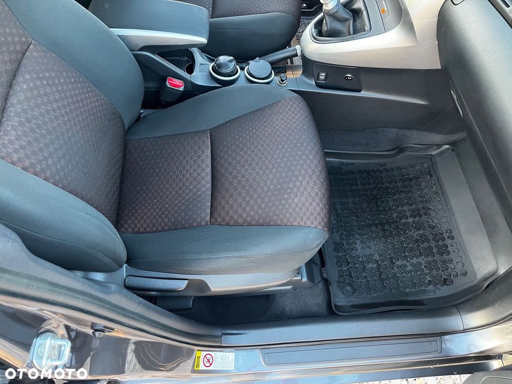 Toyota Verso 1.6 Sol EU5 - 32