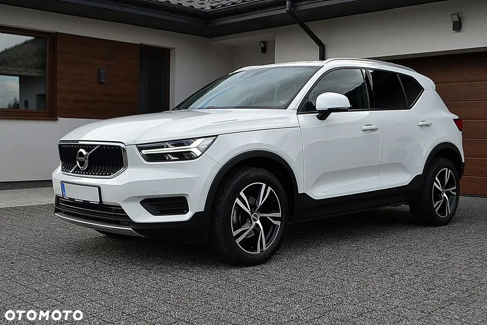 Volvo XC 40 T3 Momentum - 3