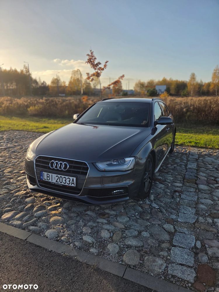 Audi A4 Avant 2014 photo 2