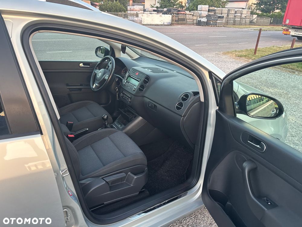 Volkswagen Golf Plus - 10