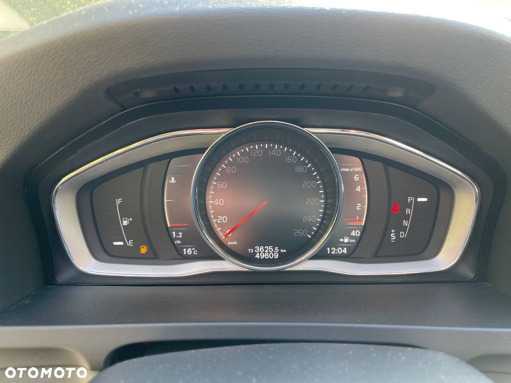 Volvo V60 Cross Country T5 AWD Summum - 18