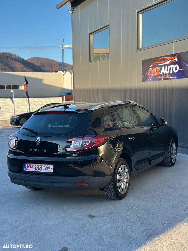 Renault Megane 1.5 dCi Dynamique Aut. - 9