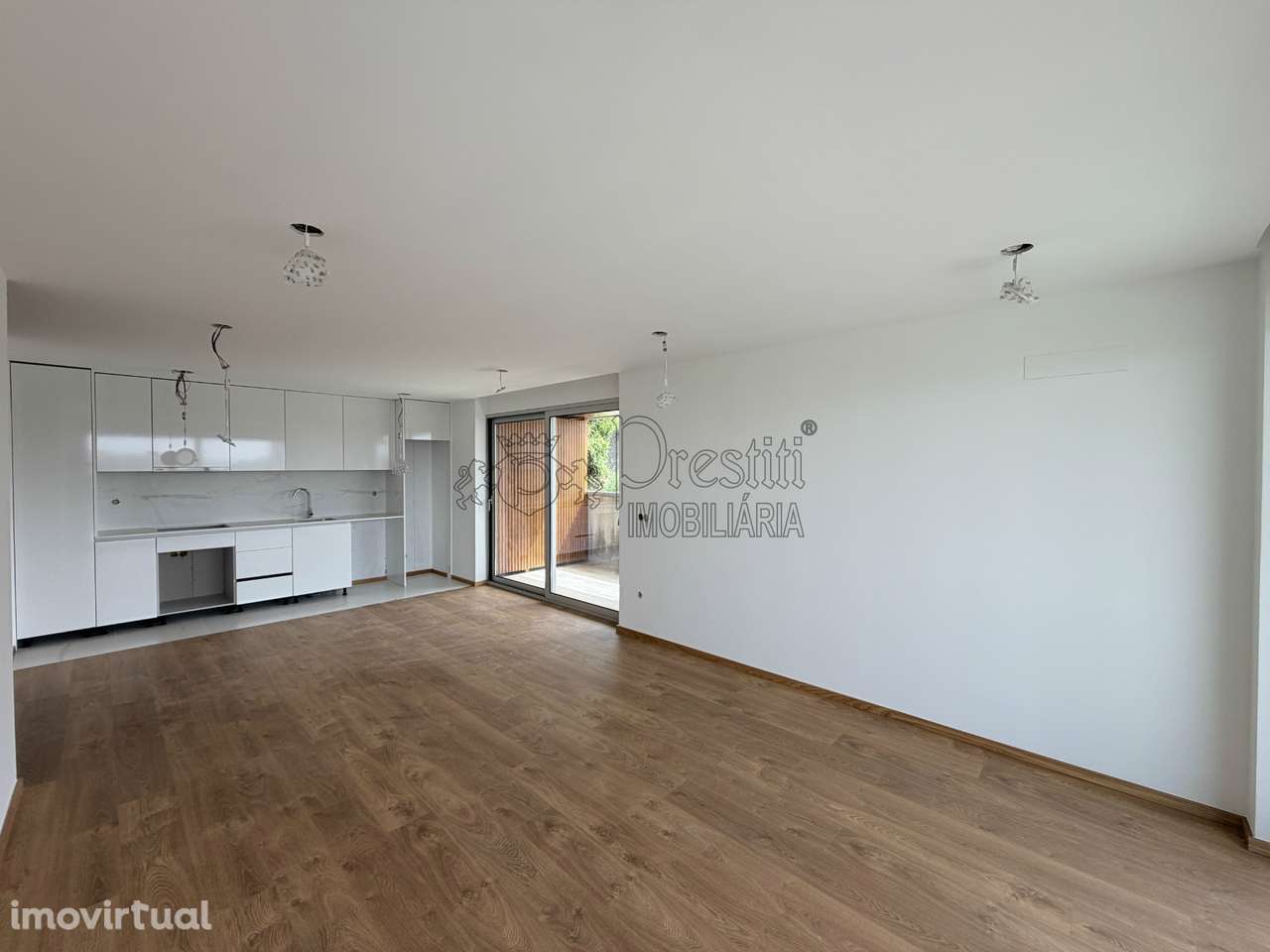 Apartamento T2 para Arrendar em Guimarães - Grande imagem: 2/12