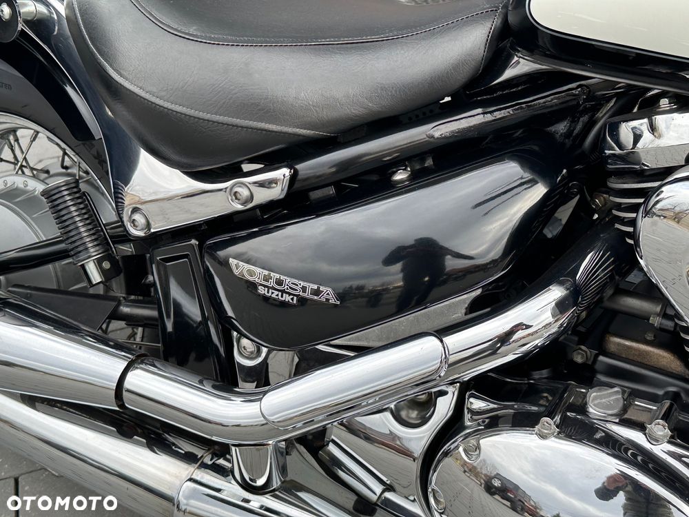 Suzuki VL 800 Volusia - 13