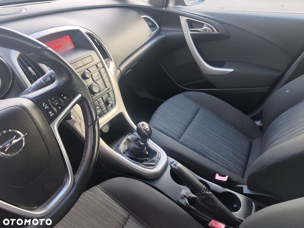 Opel Astra - 9
