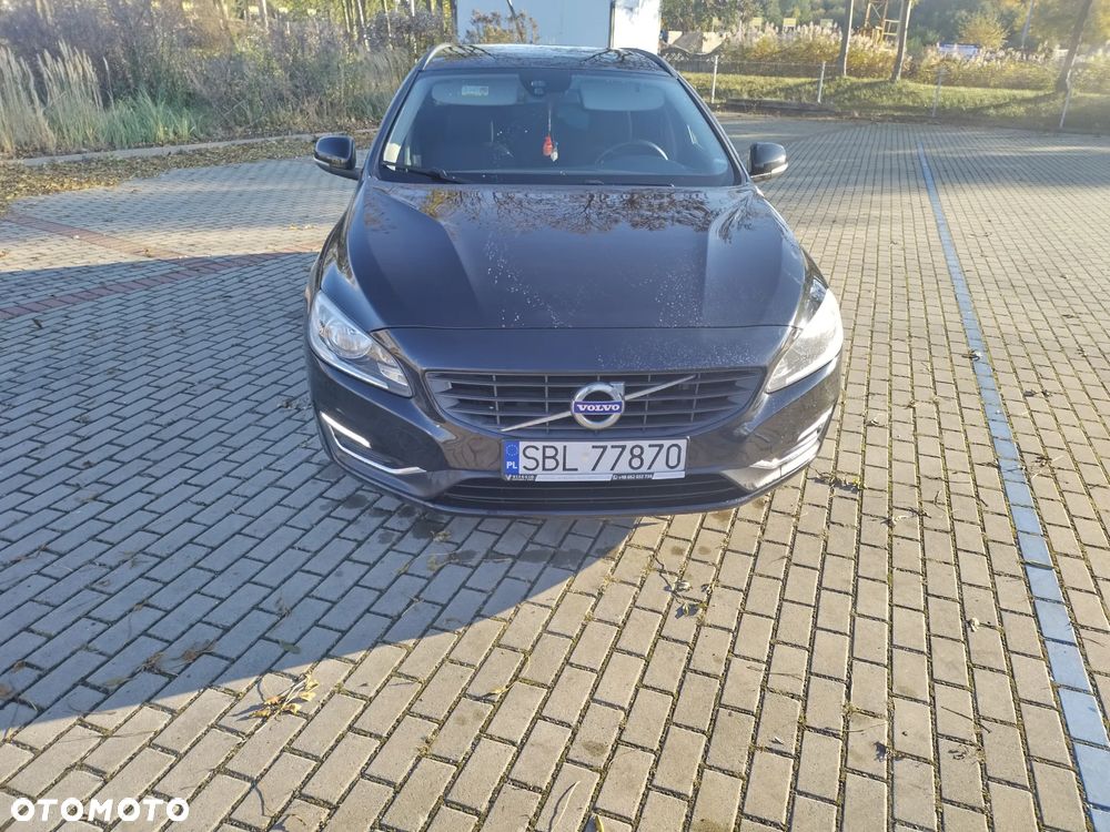 Volvo V60 D2 Drive-E Kinetic - 2