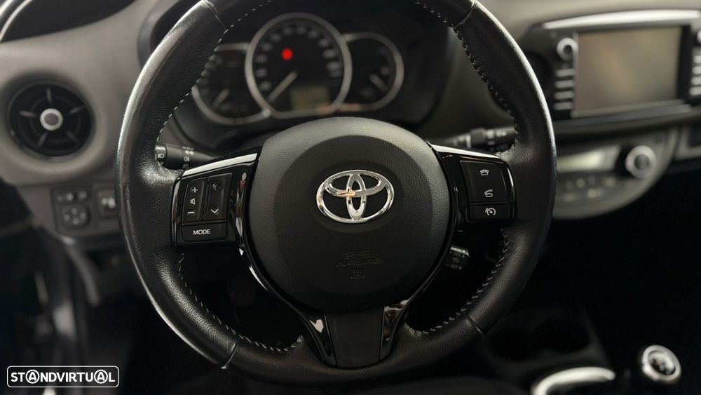 Toyota Yaris 1.0 VVT-i - 7
