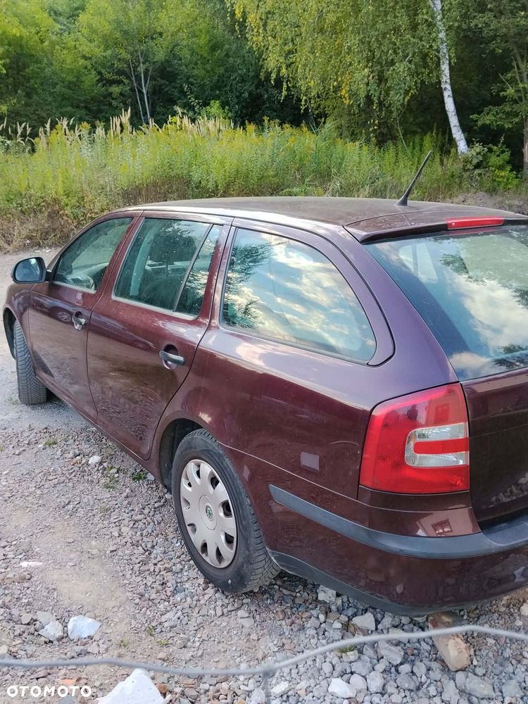 Skoda Octavia 1.6 - 4