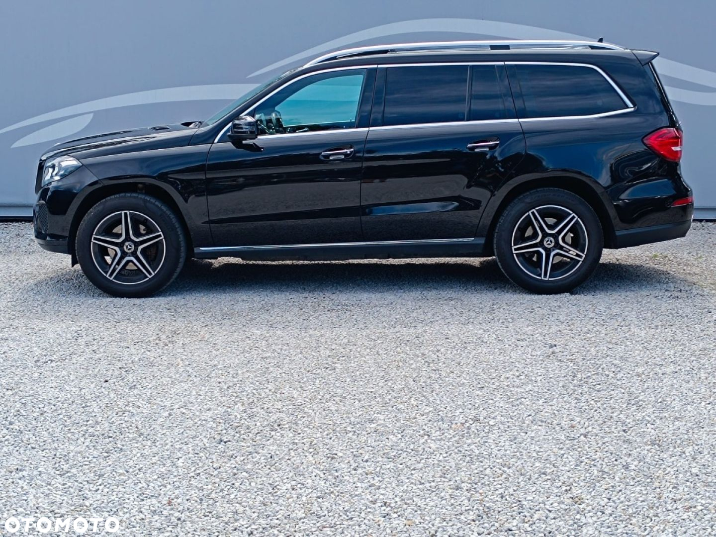 Mercedes-Benz GLS - 25