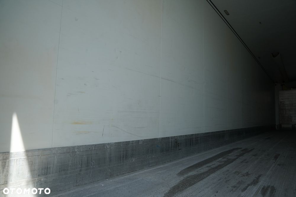 Schmitz Cargobull / CHŁODNIA / CARRIER MAXIMA 1300 / OS PODNOSZONA  / KOSZ NA PALETY - 16