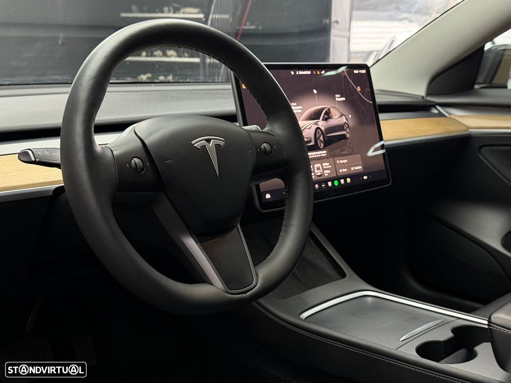 Tesla Model 3 Long Range Tração Traseira - 11