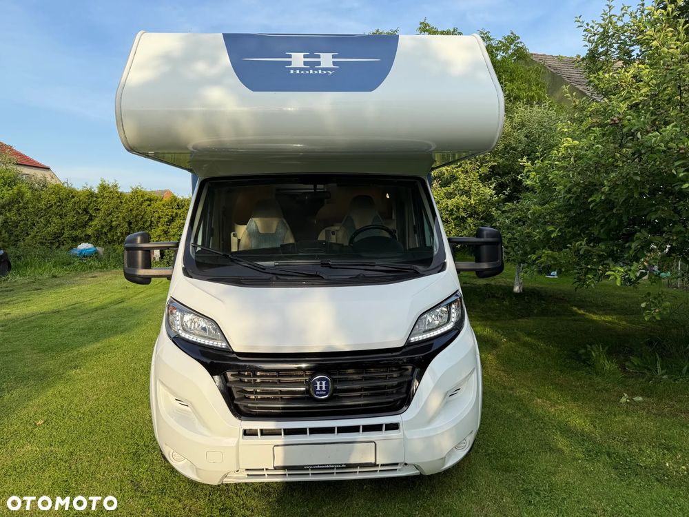 Hobby Kamper,camper I właściciel garażowany 6-osób - 4