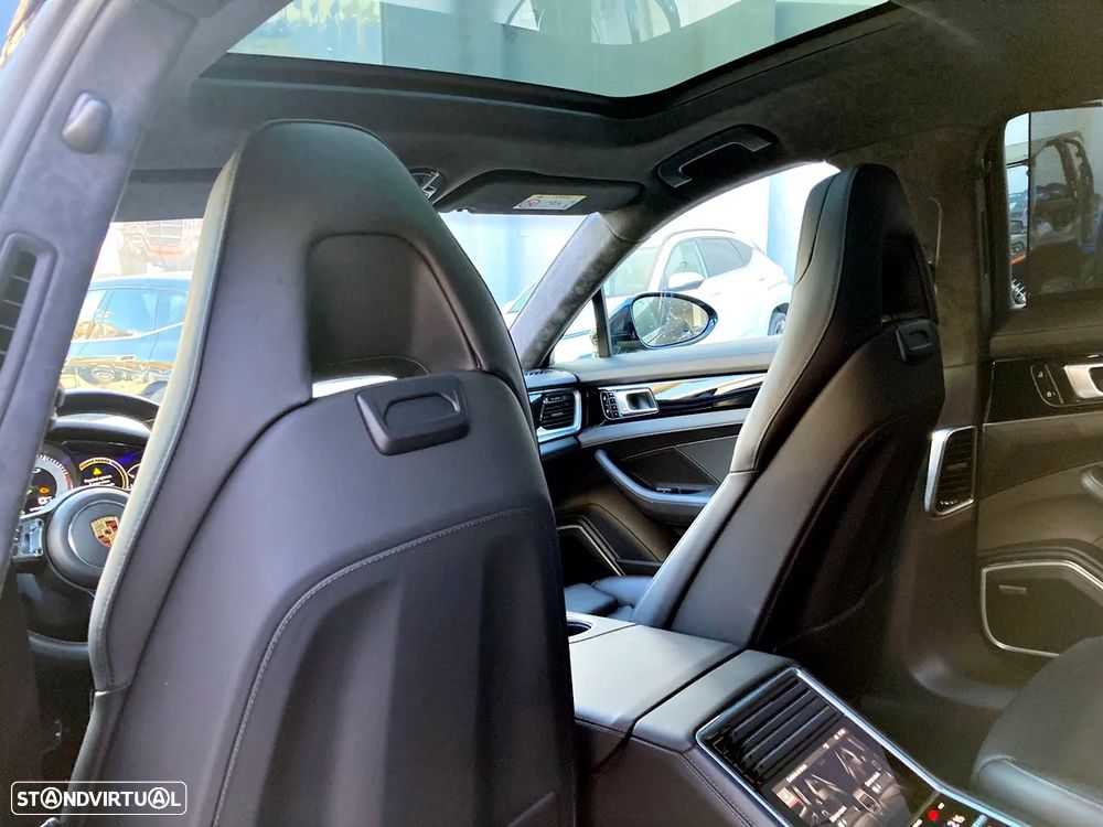 Porsche Panamera Turbo S E-Hybrid - 29
