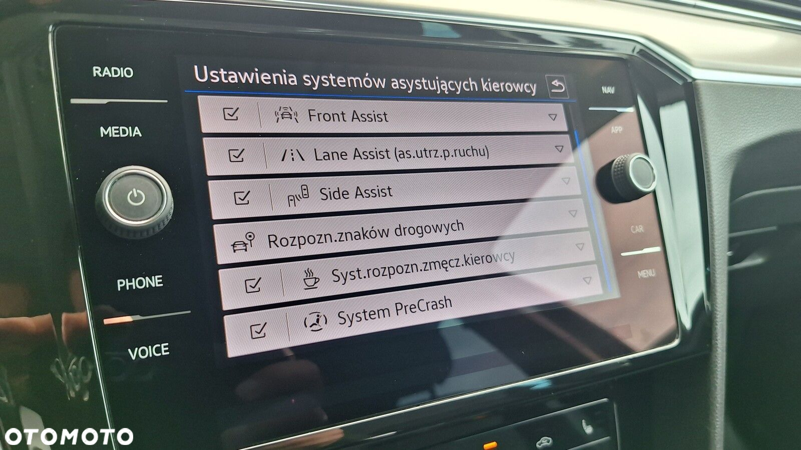 Volkswagen Passat 2.0 TDI EVO Elegance DSG - 25