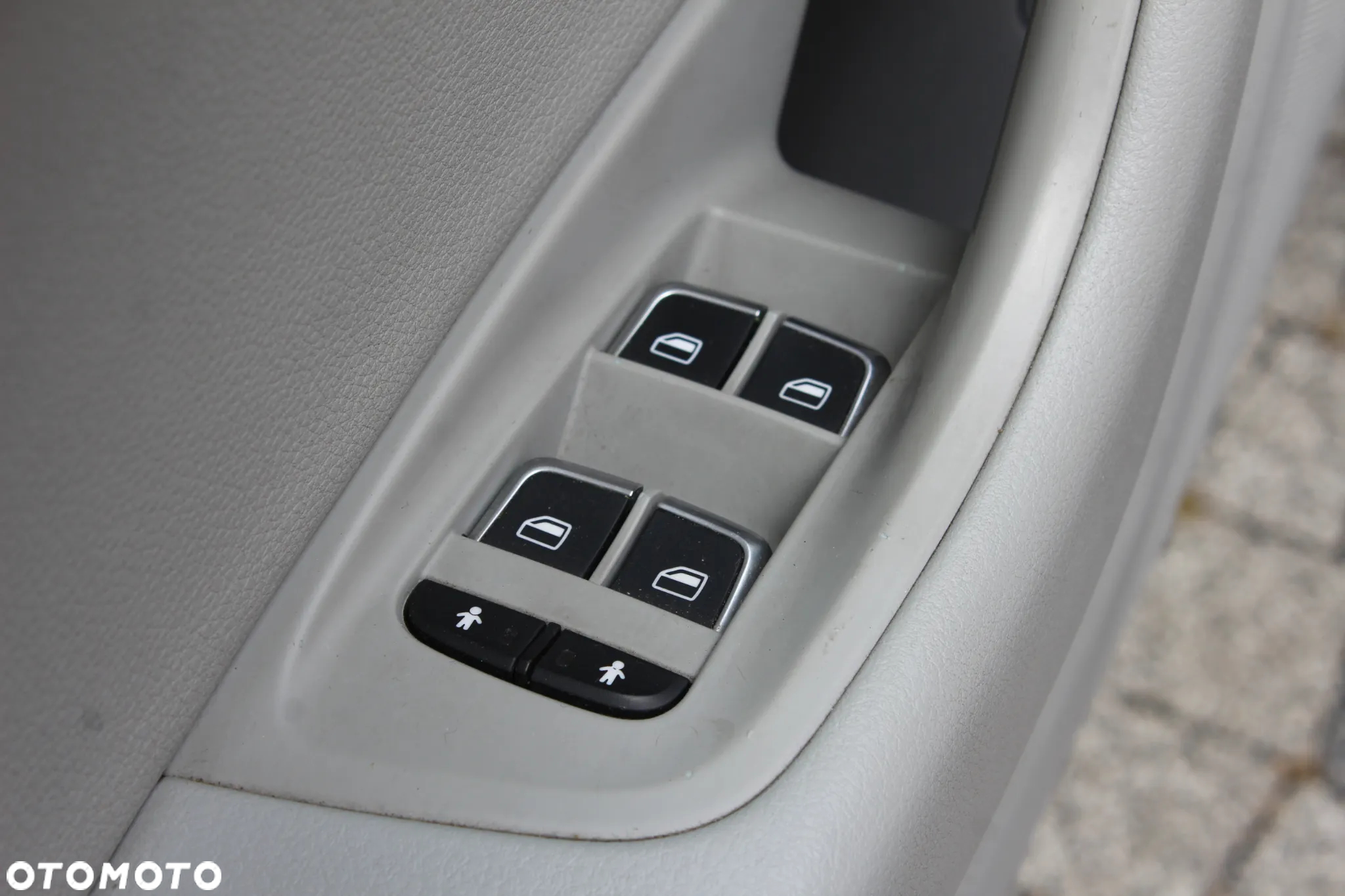 Audi A6 2.0 TDI ultra S tronic - 12