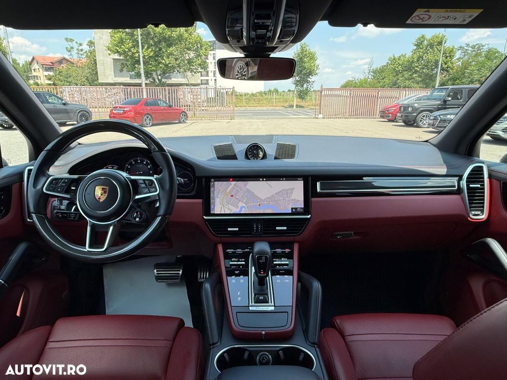 Porsche Cayenne S - 10